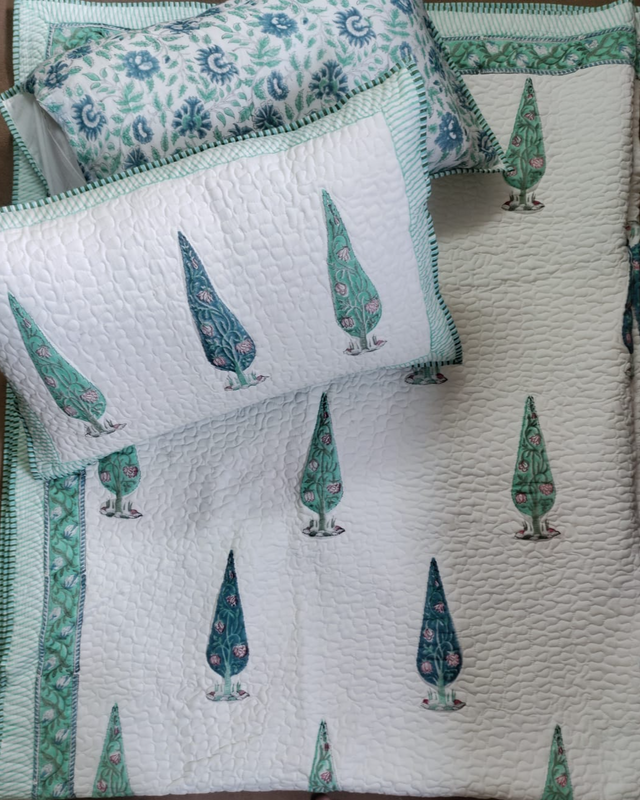 MUGHAL BUTA - Hand Block Printed Quilted Bedcover with 2 Reversible Quilted Pillow Covers